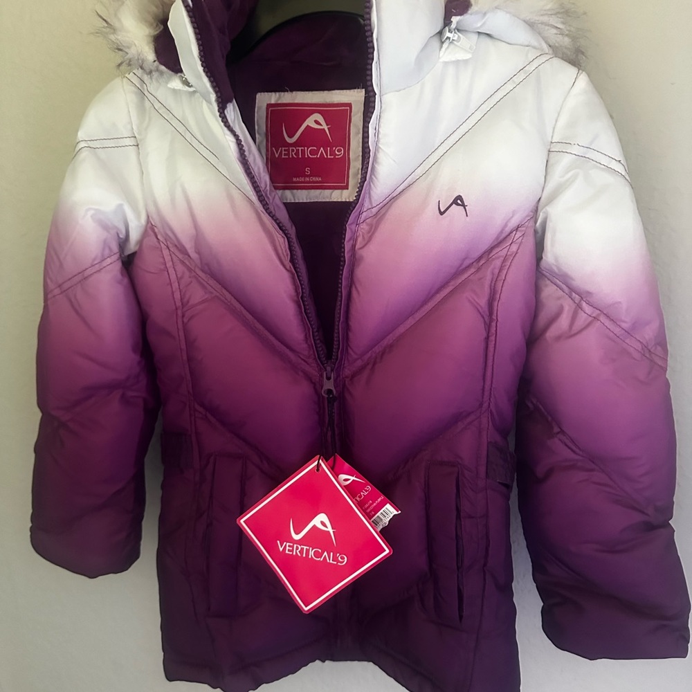 New with tags, girls coat. Size S